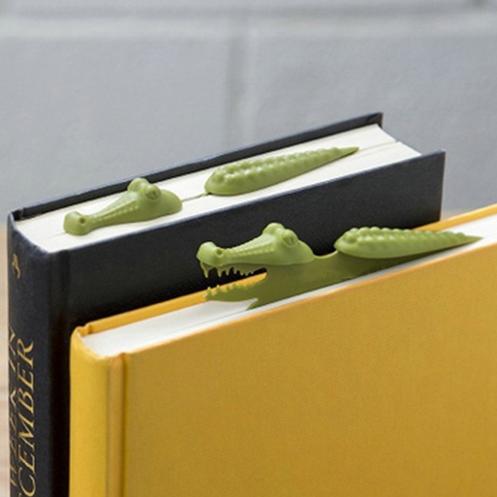 Bookmark đánh dấu trang sách cá sấu bơi trong sách quà tặng ý nghĩa BK07(Giao mầu ngẫu nhiên)