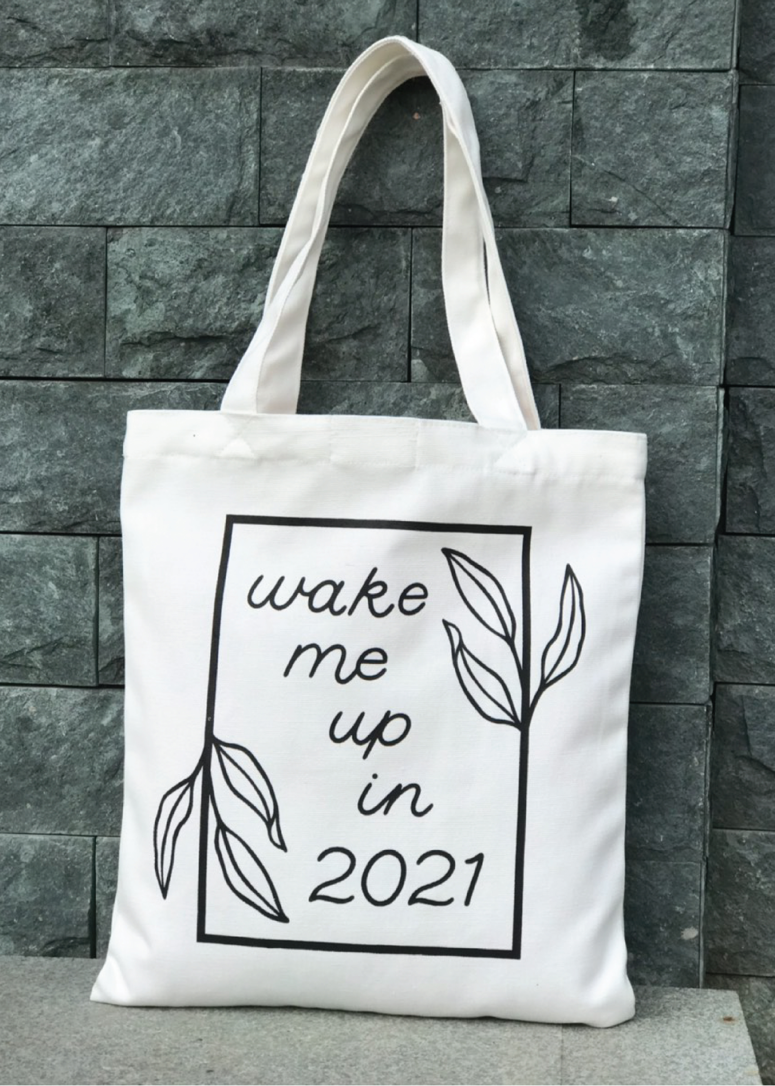 Túi Tote Thời Trang Nữ Vải Bố Canvas Màu Trắng Tinh Dạng Quai Xách In Wake Me Up In 2021 Có Nút Bấm Trên Miệng Và Ngăn Phụ Trong – Mẫu Hot Trend