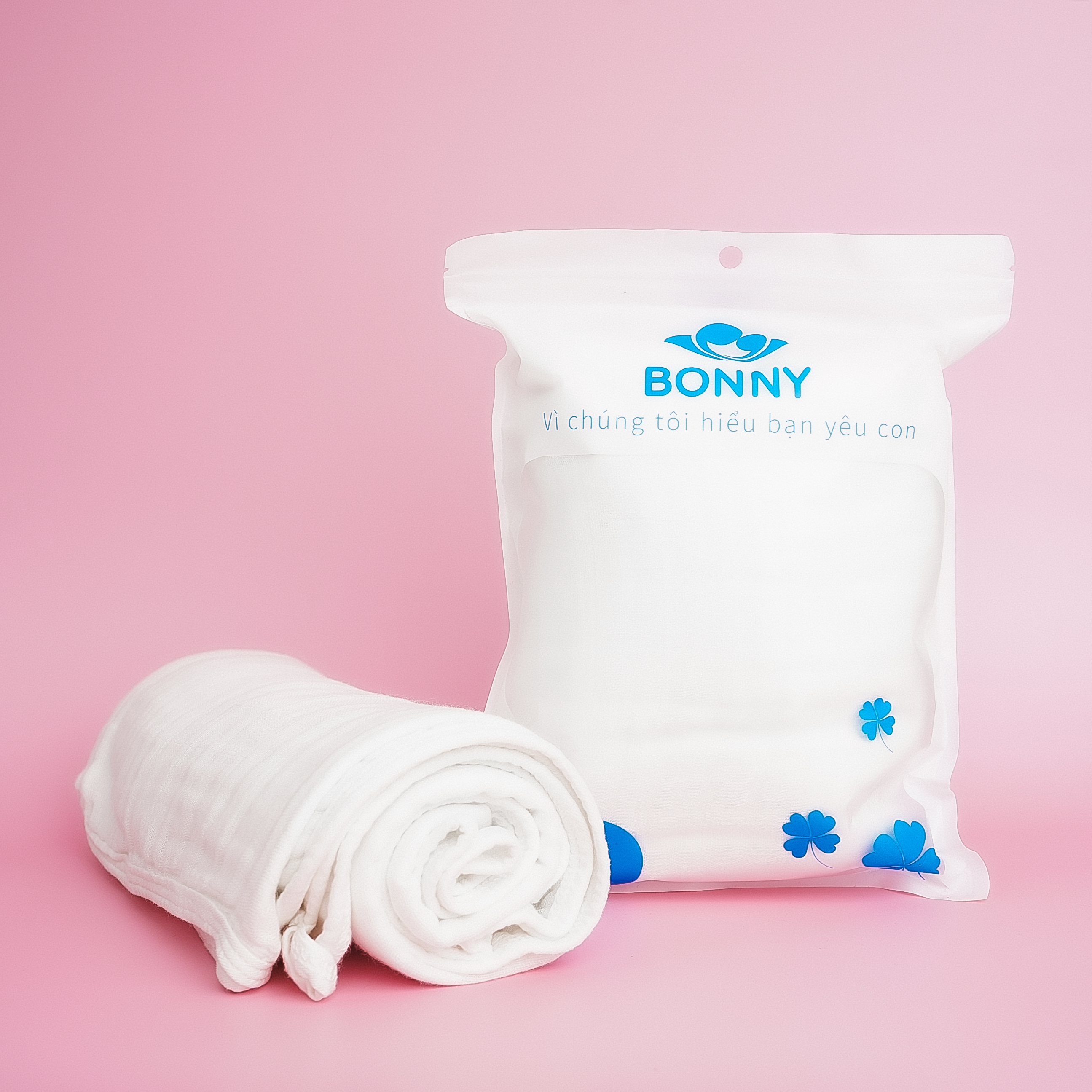 Khăn Tắm Bonny 100% Sợi Tre Lụa 4 Lớp Siêu Mềm Mịn, Thấm Hút, An Toàn Cho Bé (Kích thước: 90x90Cm)