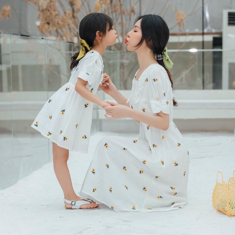 Vải đũi xước hoa hướng dương mềm mát may váy áo