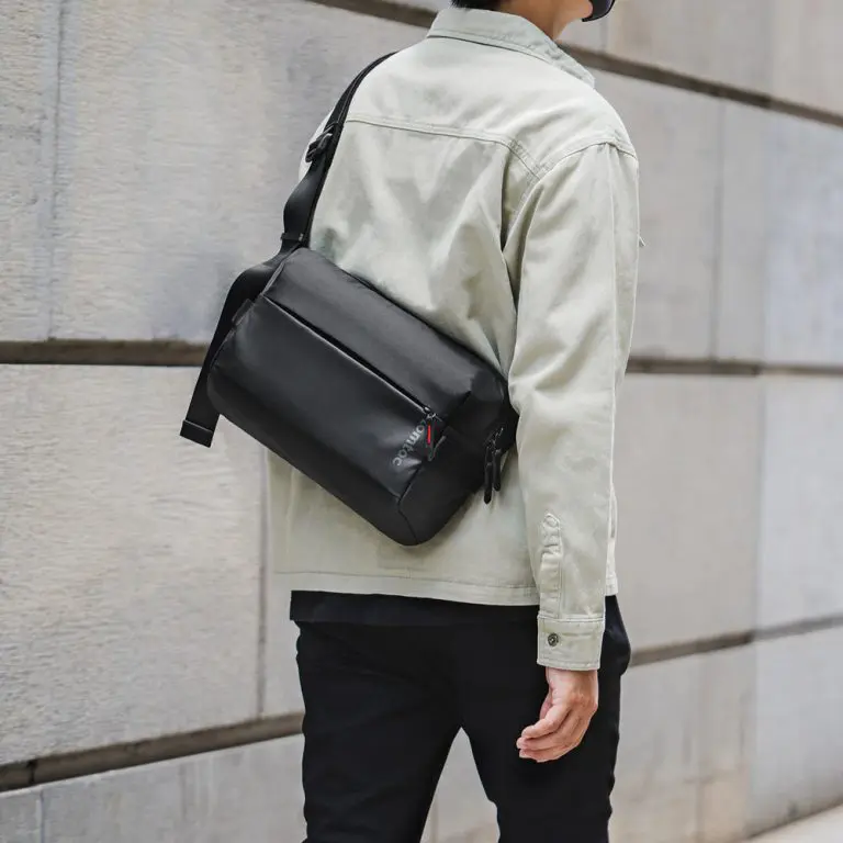 Túi Đeo Chéo TOMTOC (USA) URBAN CODURA SLING BAG TRAVEL &amp; WORK 11-INCH T21M1D1