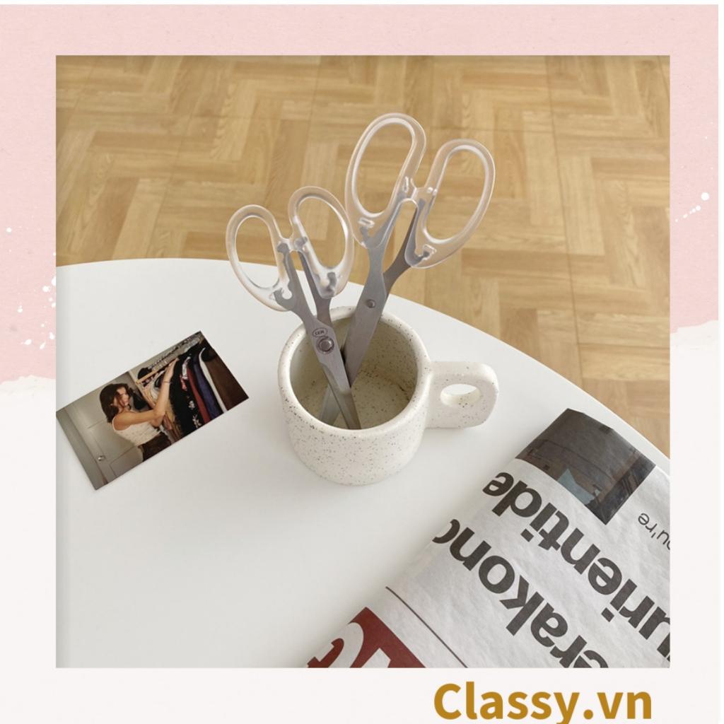Kéo cắt giấy cầm tay Classy trong suốt nhiều kích cỡ, phù hợp cho học sinh, sinh viên, dân văn phòng PK1174