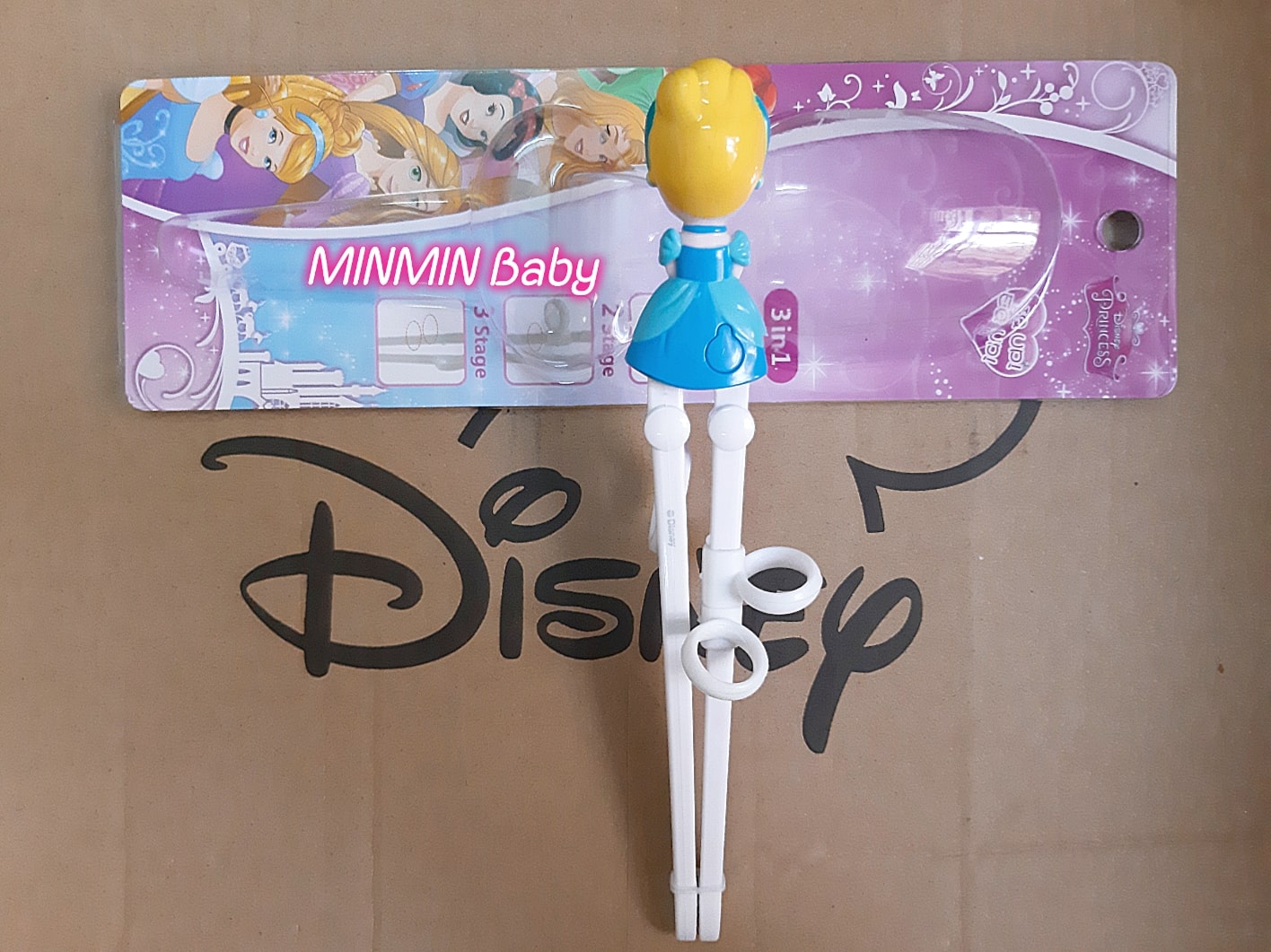 Set đũa tập ăn 3D Elsa Anna Mickey Mc Queen Disney