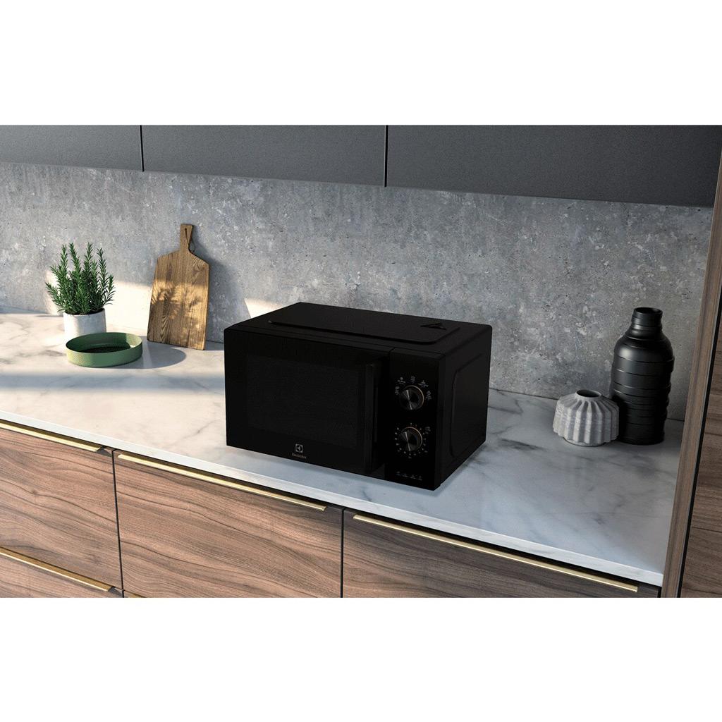 Lò vi sóng Electrolux 20 lít EMM20K22B - Hàng chính hãng