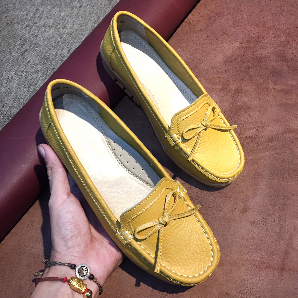 Giày lười moca nữ Thái Lan da bò mềm màu vàng đậm siêu êm chân HH92-643
