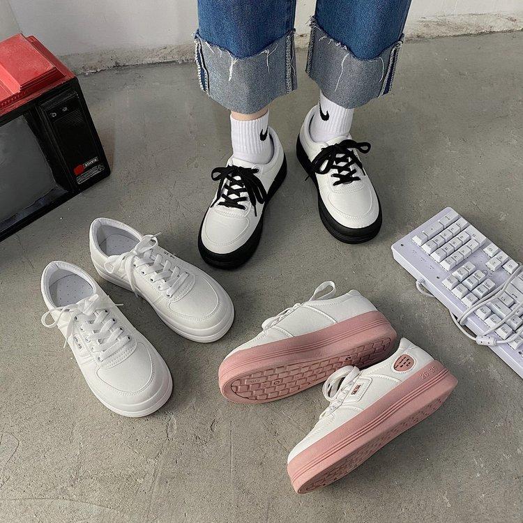 Giày Sneaker Màu Trơn Phối Dây Cho Nữ