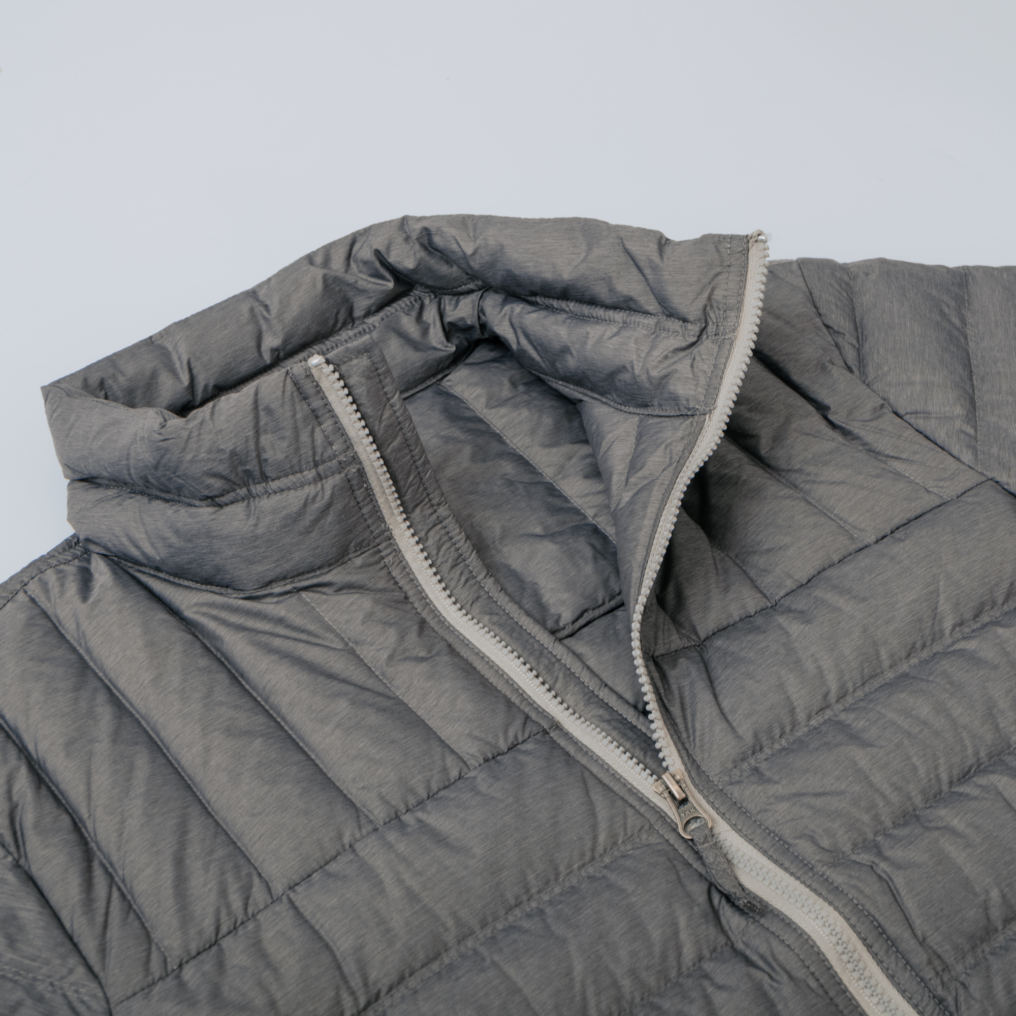 Áo khoác lông vũ màu rêu chất liệu cao cấp mềm mịn chống thấm nước chống bám bẩn siêu nhẹ giữ nhiệt ALIGRO ALGALV.24