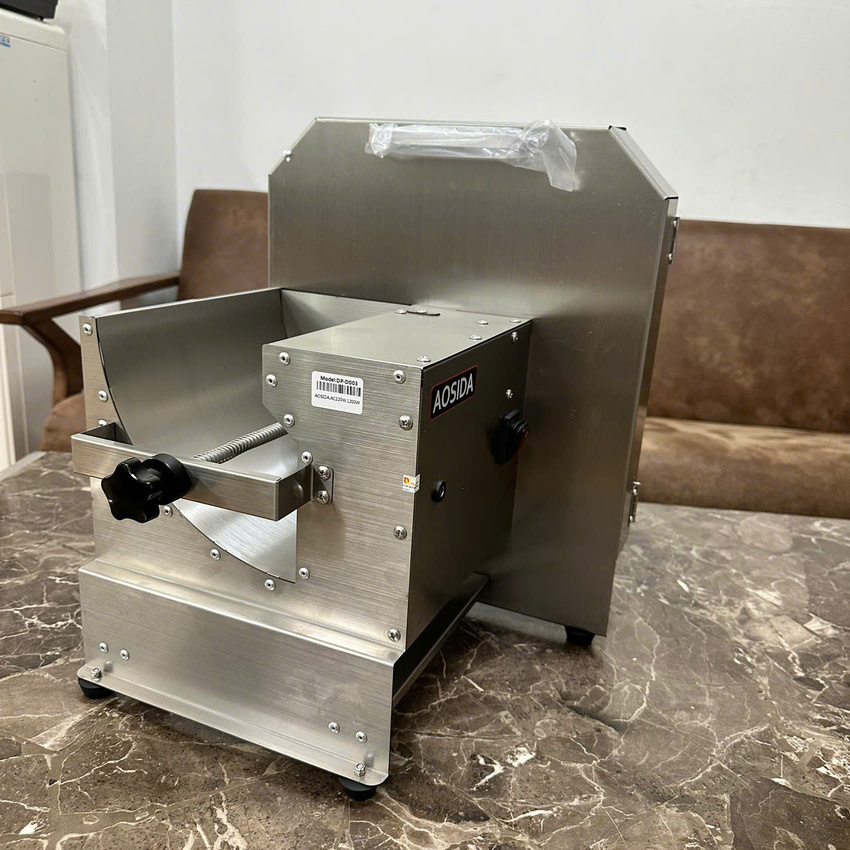 Máy Thái Lát Thịt Đông Lạnh Tự Động AOSIDA QP-D003, Thái Rau-Củ-Quả, Công Suất Lên Tới 1200W - Bảo hành 12 Tháng, Hàng nhập khẩu