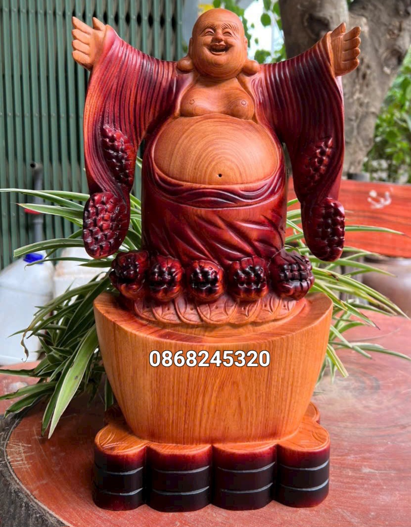 Tượng Phật Di lặc nghênh hỷ bằng gỗ hương đá sơn pu giả cổ kt cao 50×26×12cm