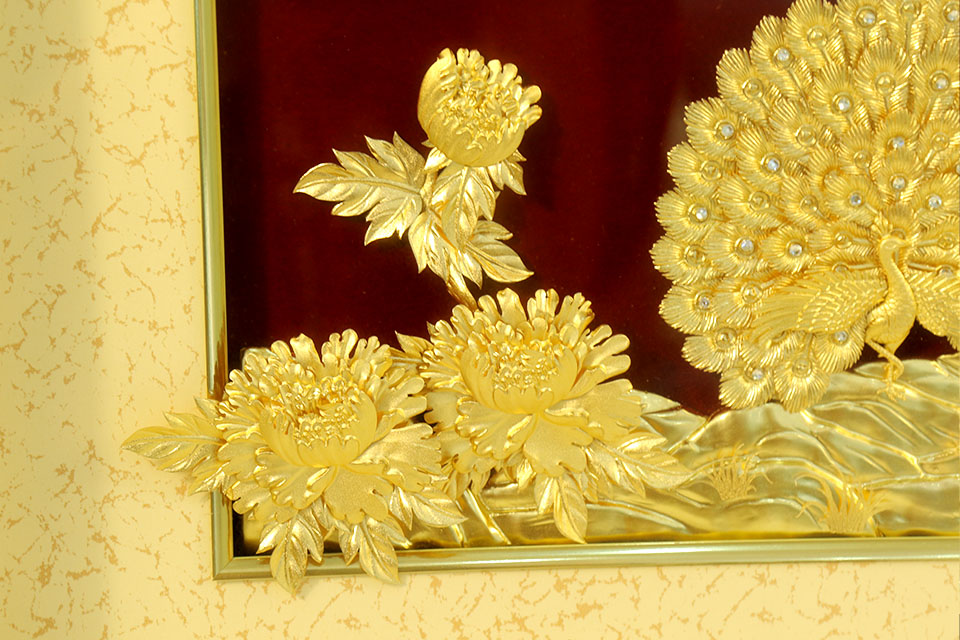 Tranh chim Công vàng lá 24k mẫu 02