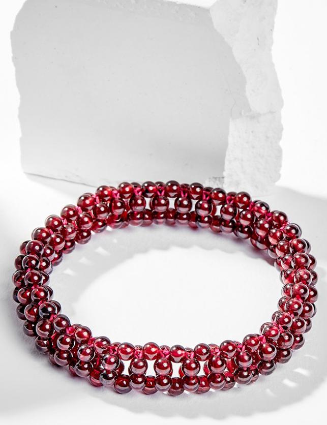 Vòng Tay Phong Thủy Nữ Đá Garnet Kết Mini (4mm) Mệnh Hỏa, Thổ Ngọc Quý Gemstones