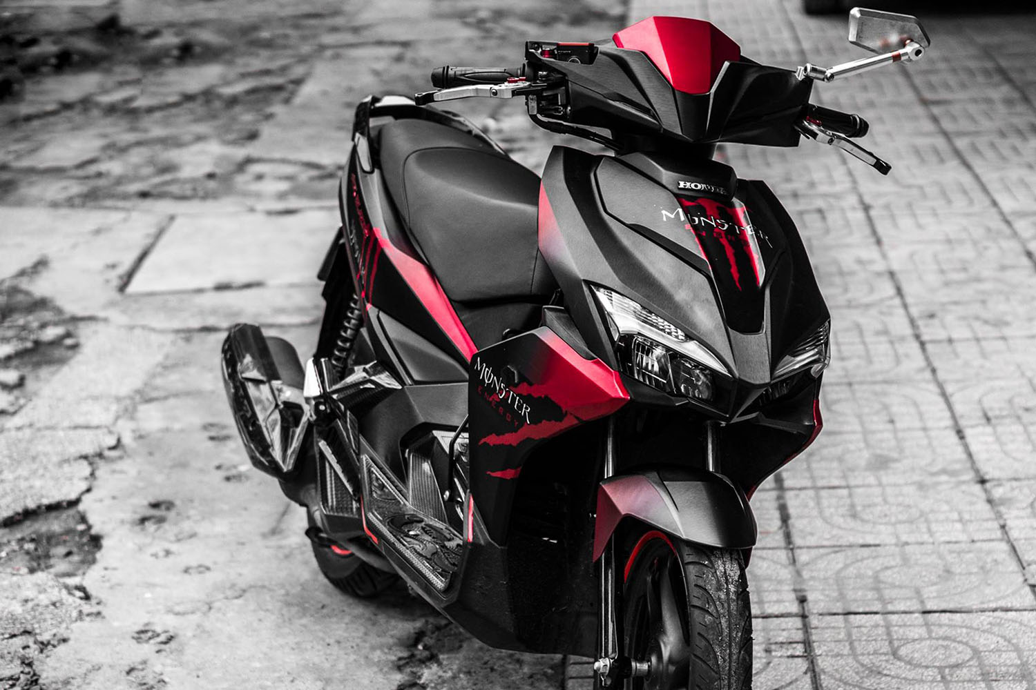 Tem trùm AirBlade 2016 Red Monster