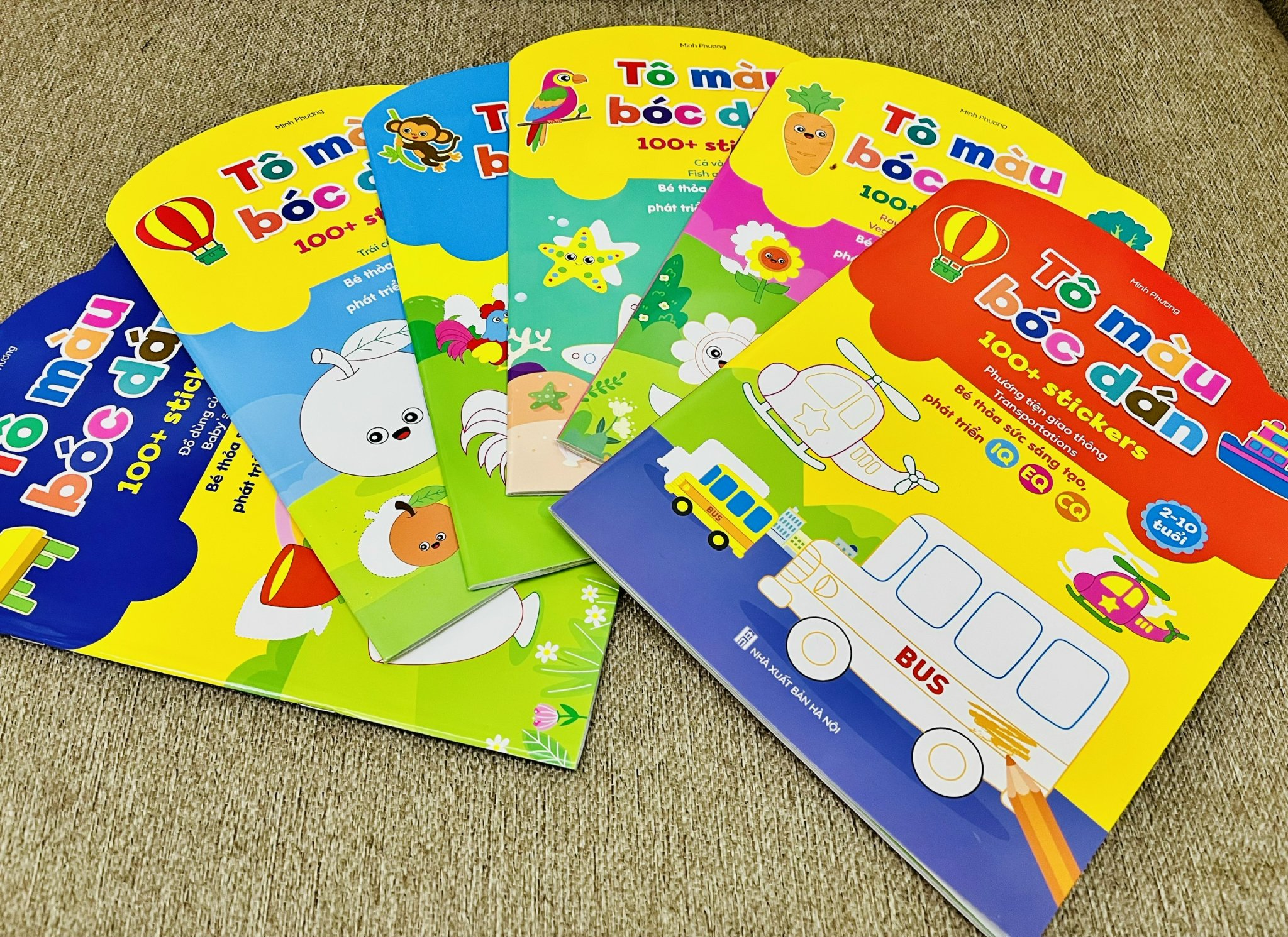 (Bản mới nhất) Bộ 6 cuốn Tô màu bóc dán 100+ stickers (song ngữ Anh – Việt) - Cho bé thỏa sức sáng tạo, phát triển IQ - EQ - CQ