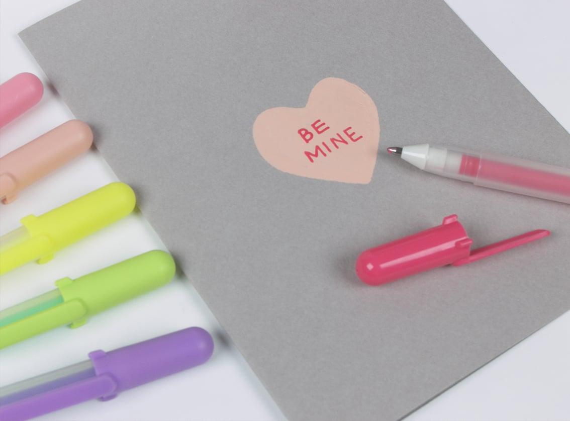 SAKURA - BÚT GEL 3D MÀU MAT, SOUFFLE MÀU VÀNG XPGB#903