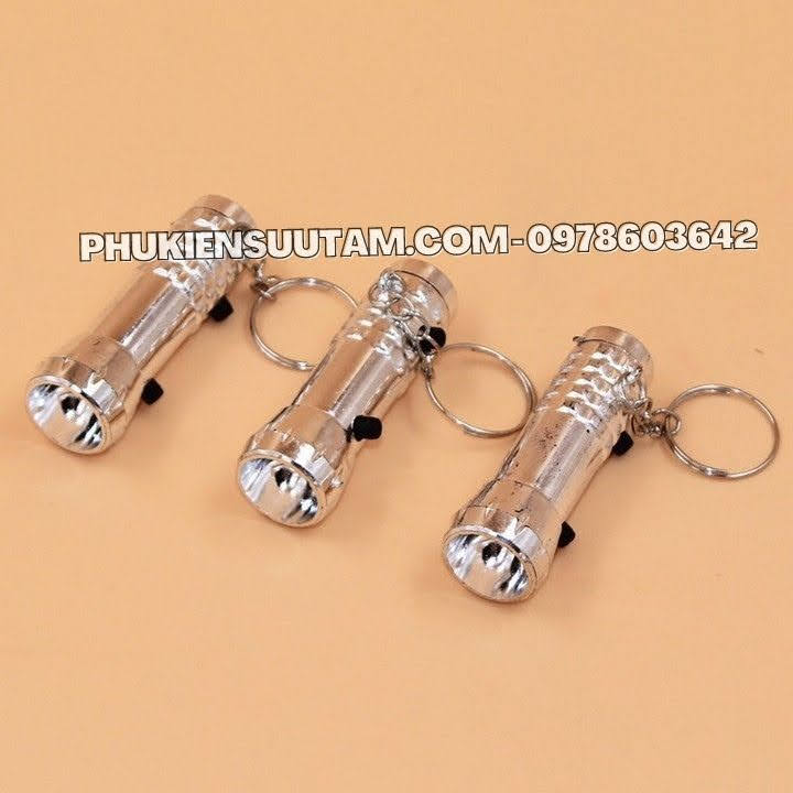 Đèn Pin Siêu Rẻ Ánh Sáng Tím UV 2 Đầu, kích thước: 1.5cmx5.5cm, màu bạc - SP005762