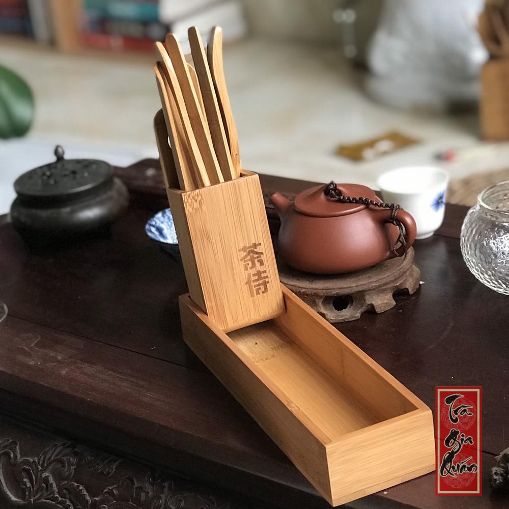 Bộ Trà Cụ Trúc Chạm Khắc