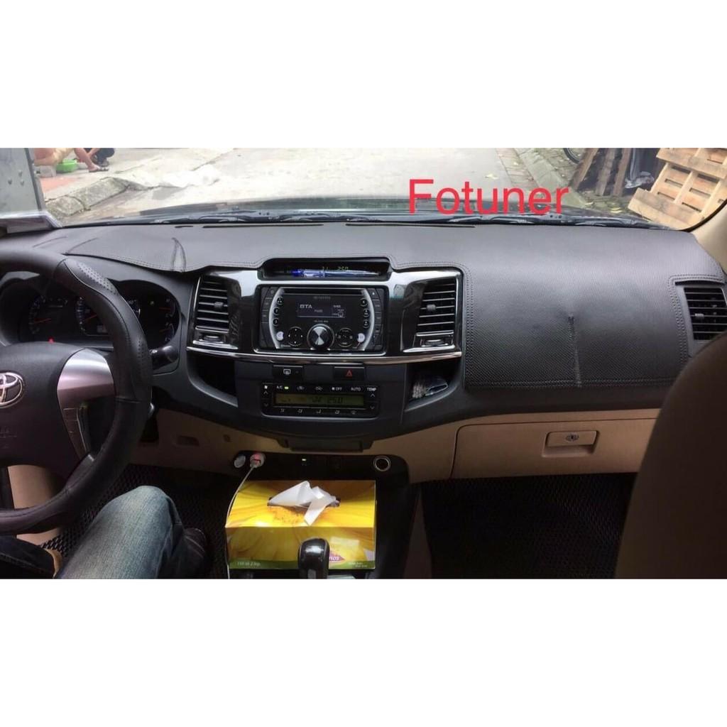 Thảm taplo da vân carbon Fortuner ;