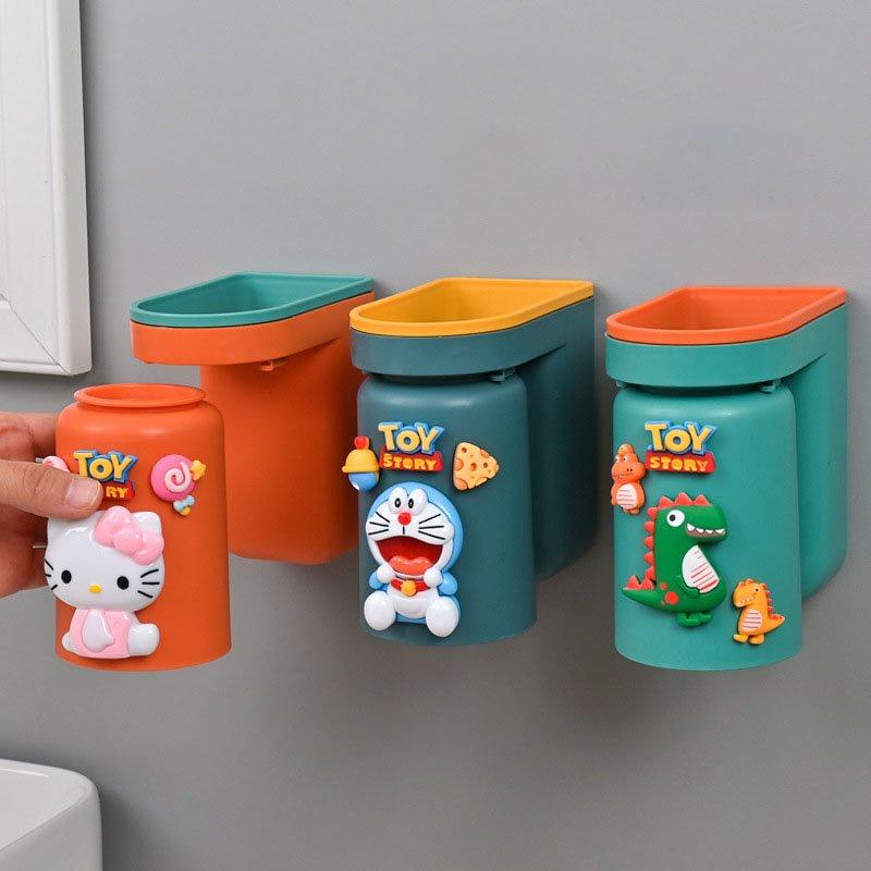 GIÁ ĐỠ BÀN CHẢI KÈM CỐC ĐÁNH RĂNG DÁN TƯỜNG SIÊU DÍNH TẶNG STICKER HOẠT HÌNH ĐÁNG YÊU