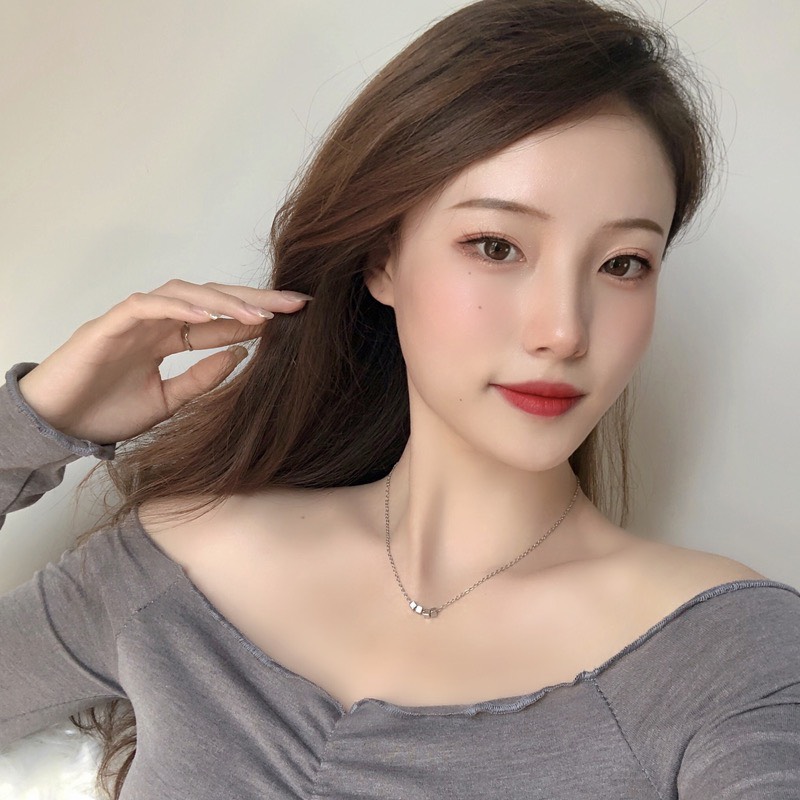 Dây chuyền hạt vuông cho nữ
