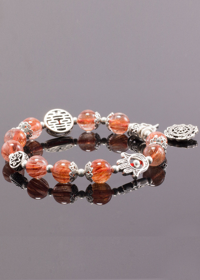 Vòng Tay Đá Thạch Anh Tóc Đỏ Đồng Trục Phối Charm Bạc Ngọc Quý Gemstones