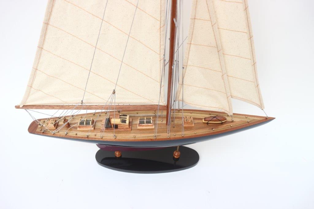 Mô hình du thuyền đua ENDEAVOUR  - 60cm