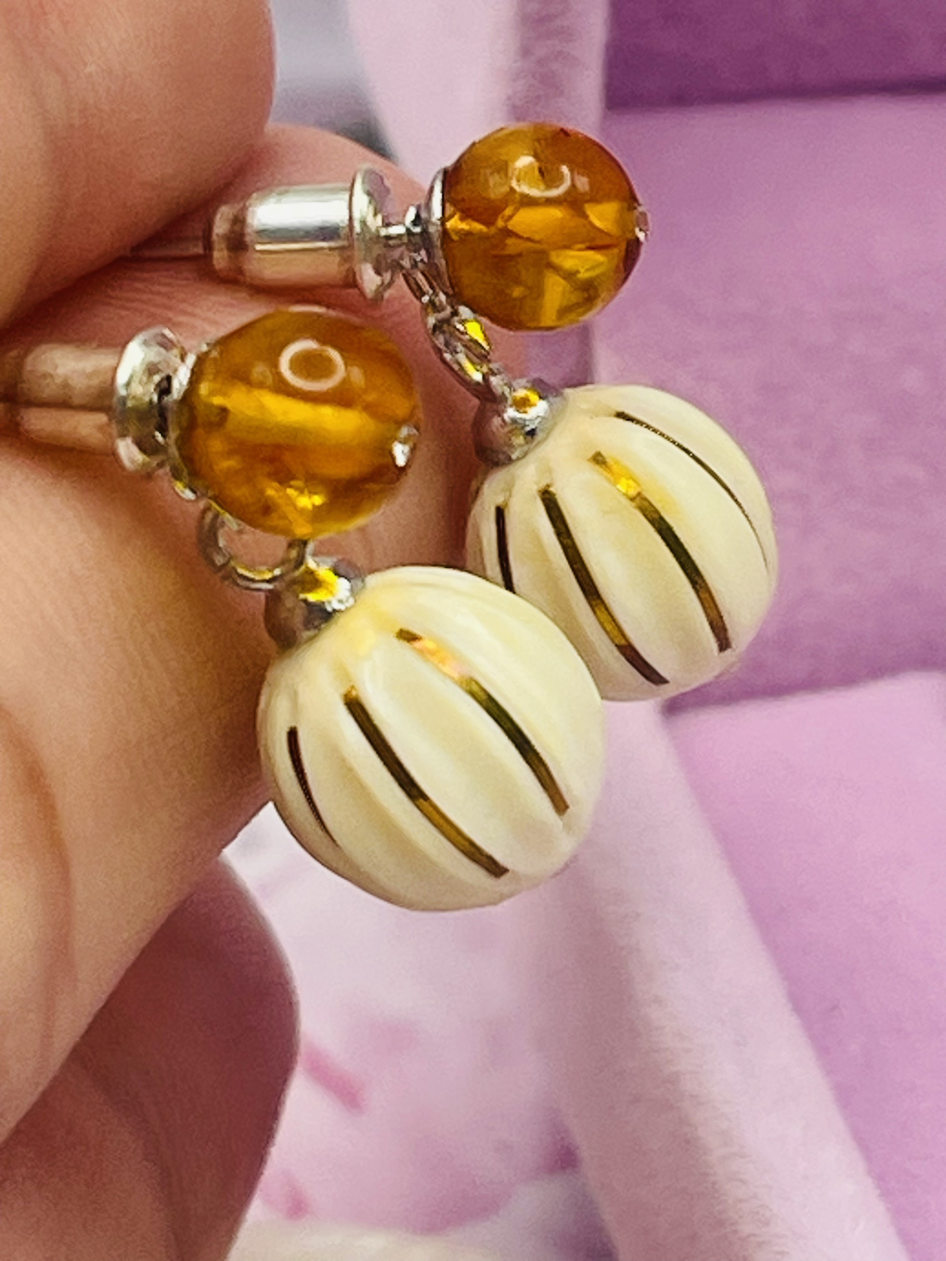Hoa tai Bạc 925 xi Kim phối Ngờ và Hổ Phách
