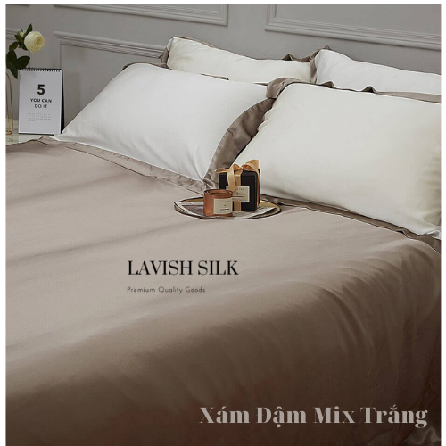 Trọn Bộ Ga Gối Lụa Kèm Chăn Sẵn Ruột + Tặng Bộ Quà Tặng Lavish Silk Cao Cấp - Xám Đậm Mix Trắng