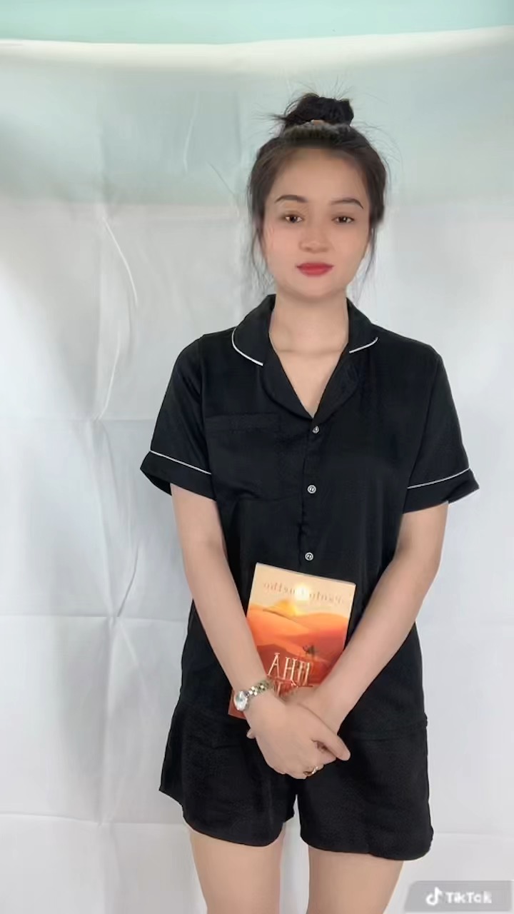 Bộ mặc nhà nữ Pijama thiết kế vải lụa satin mềm mại -thiết kế đơn giản trẻ trung_DB01