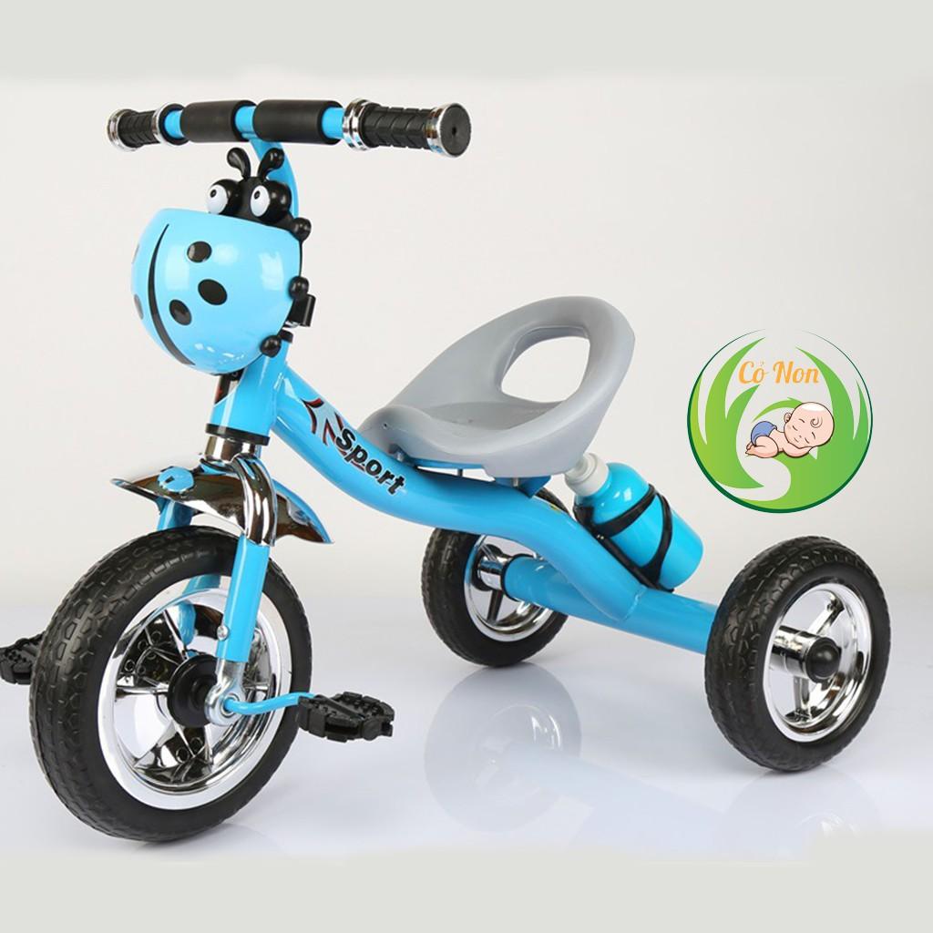 Xe đạp 3 bánh con bọ cho bé có bình nước