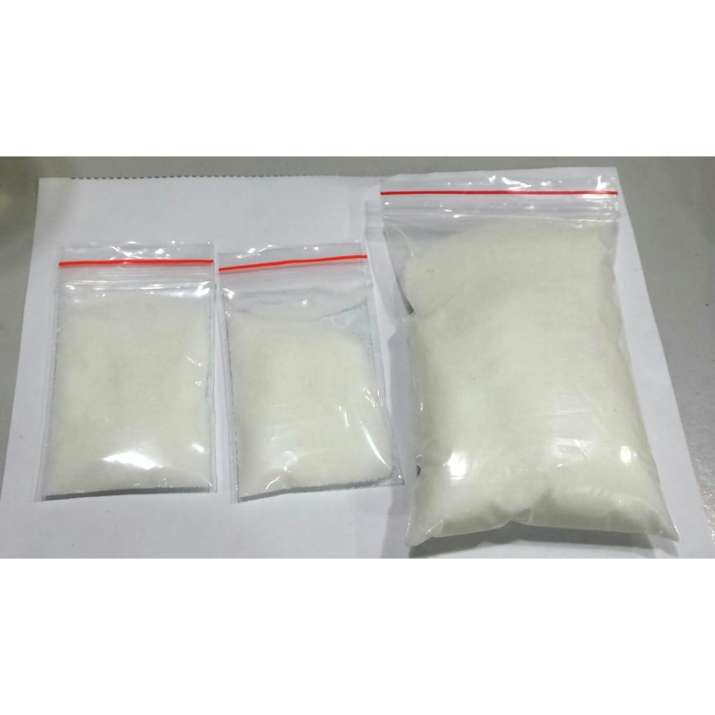 Tuyết nhân tạo 50g - hạt mịn như bột,chưa ngâm nước,ngâm nước nở 25 lần