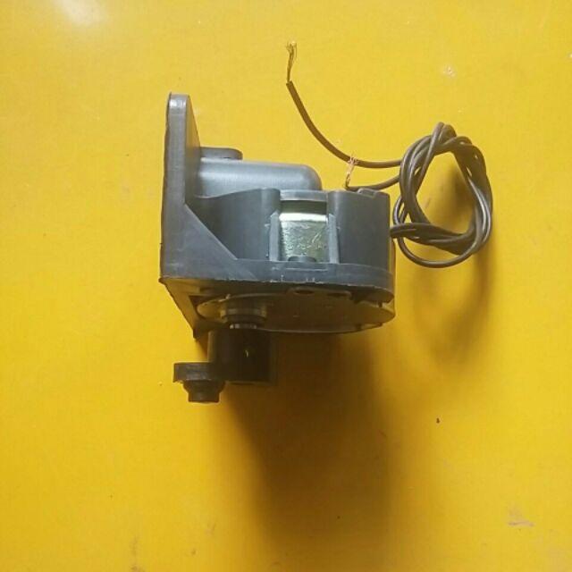 Bộ chuyển đổi tuýp năng cơ thành tuýp năng điện