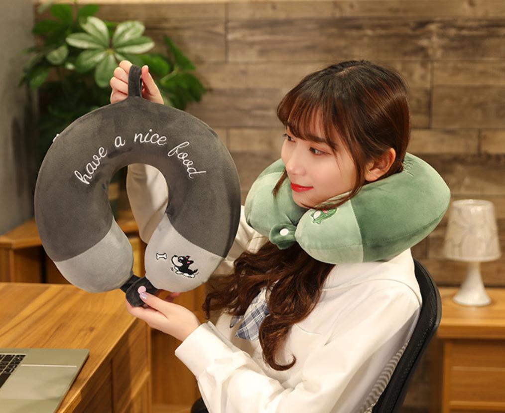 Gối Massage Vòng Cổ Chữ U Đa Năng Gối Ngủ Văn Phòng Gối Đi Du Lịch Gối cổ chữ U cao su non trơn đi phượt dã ngoại