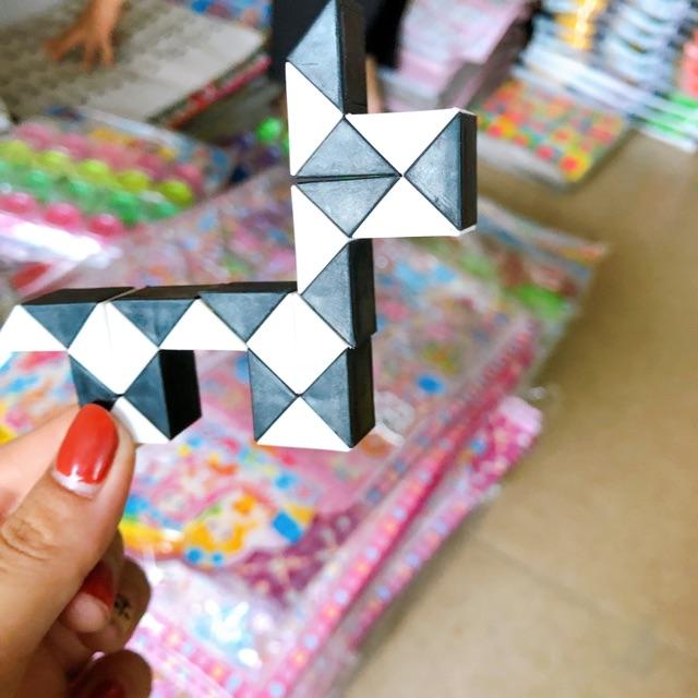Sỉ vỉ 12 chiếc rubik biến thể loại to, sáng tạo cho bé loại đẹp