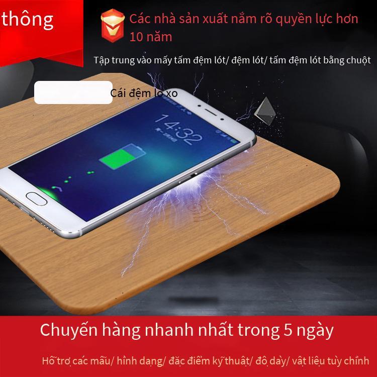 Phong cách mới nhất mới hạt gỗ sạc không dây miếng lót chuột sạc không dây tay gối máy tính bàn máy tính sạc không dây miếng lót bàn phím