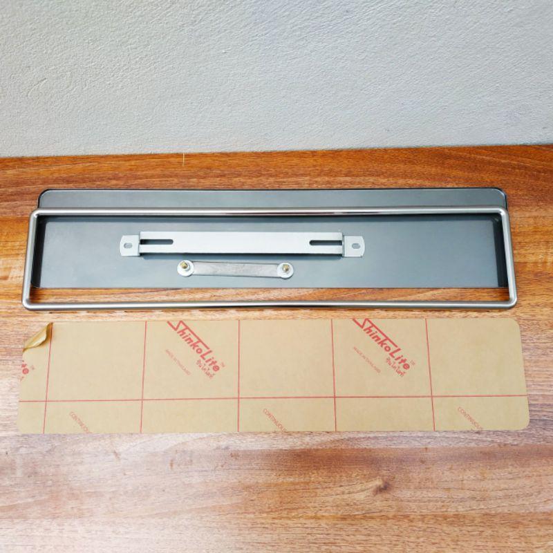 Khung dài biển số xe hơi kích thước 52cm*11cm có viền inox