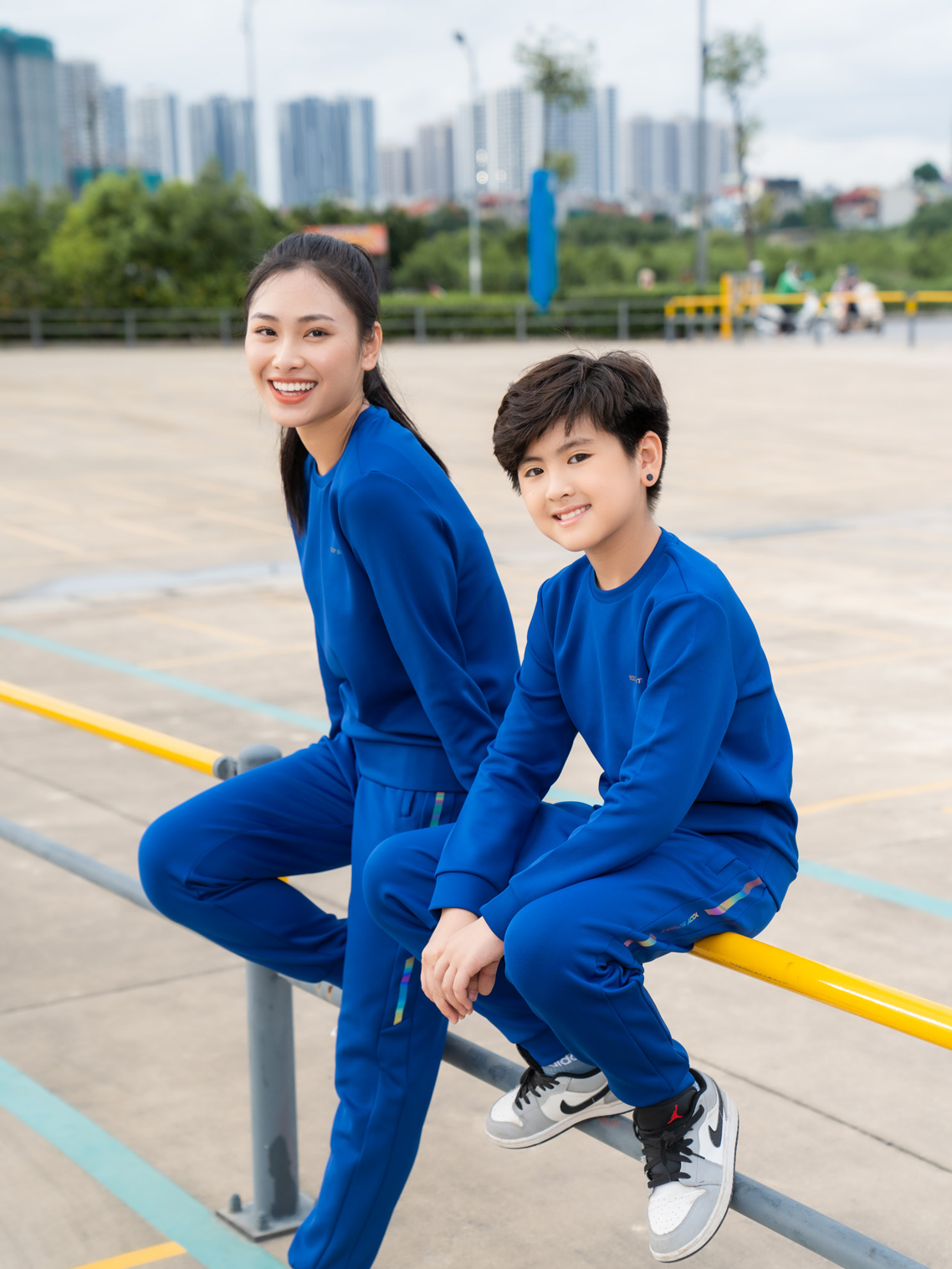 Bộ đồ thun nữ nỉ YODY in logo không nhăn co giãn tốt phù hợp mặc nhà đi chơi SDN5006