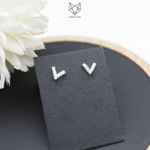 Khuyên Tai Bạc Ta S99 CaoBac Silver Mặt Chữ V Đính Đá Phong Cách Đơn Giản Cho Bạn Nữ - Trang Sức Cáo Bạc JEWELLERY