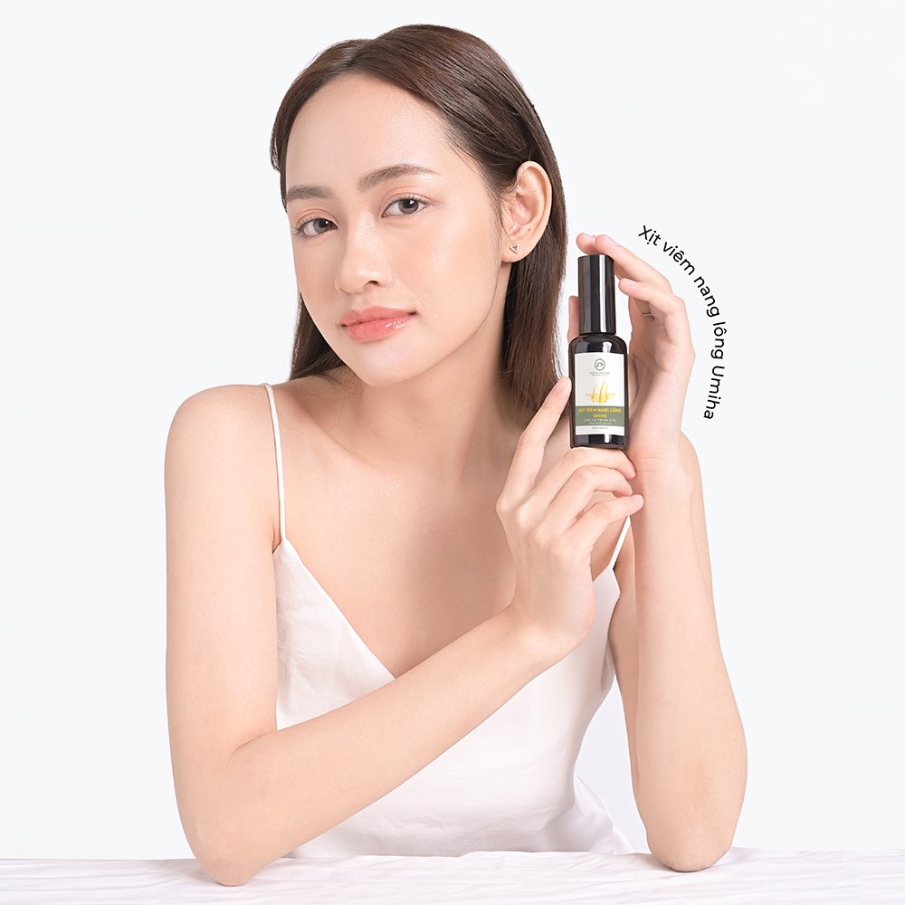 Xịt viêm nang lông viêm lỗ chân lông UMIHA  50/15ML Giảm viêm nang lông, mụn lưng, ngực mông, mờ thâm sáng da