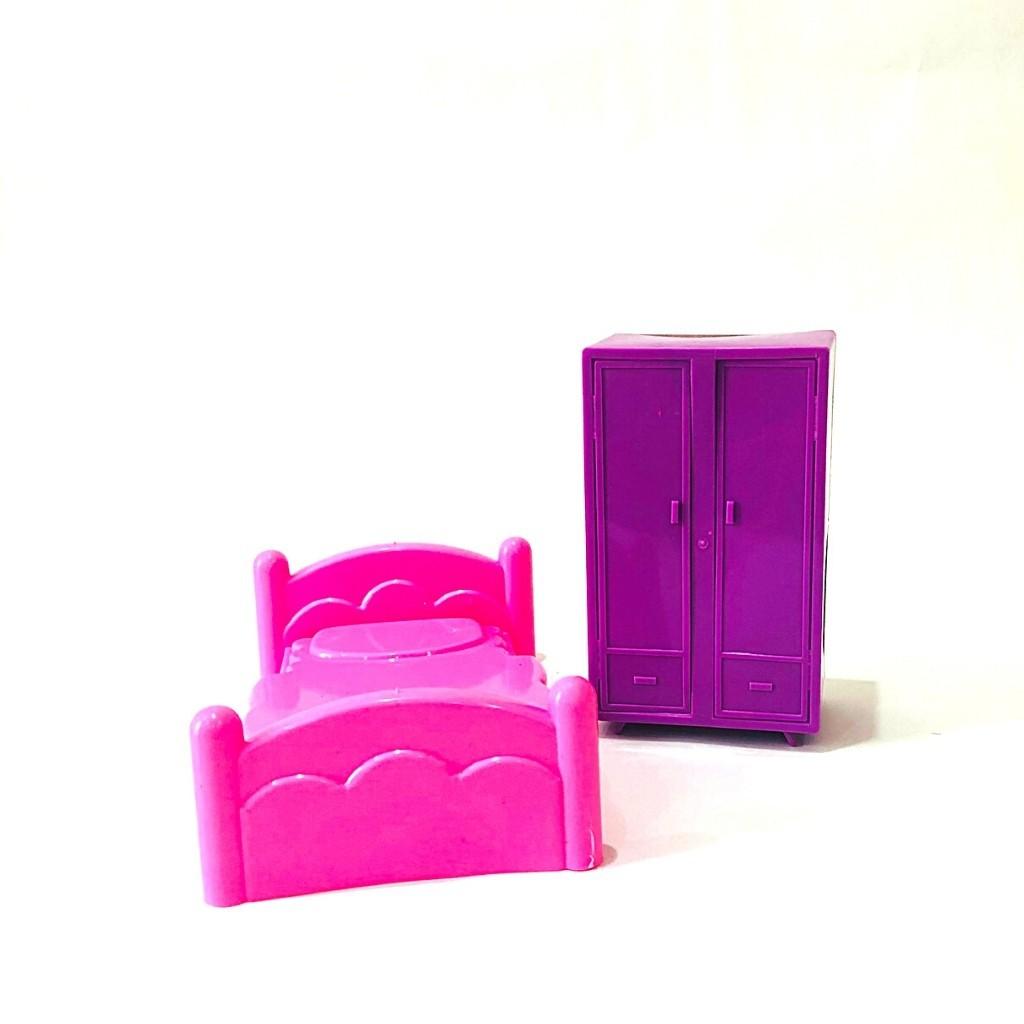 Bộ đồ chơi gia đình bàn ghế giường tủ giúp các bé phân biệt các loại đồ dùng trong gia đình
