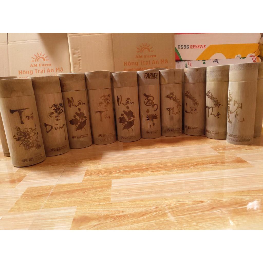 Bình đựng trà bằng tre