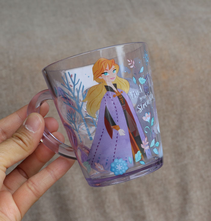 Ly quai cầm tay trong suốt hình công chúa Anna Elsa hoạt hình màu tím siêu cute cho bé gái 260ml - 58VNDP2492