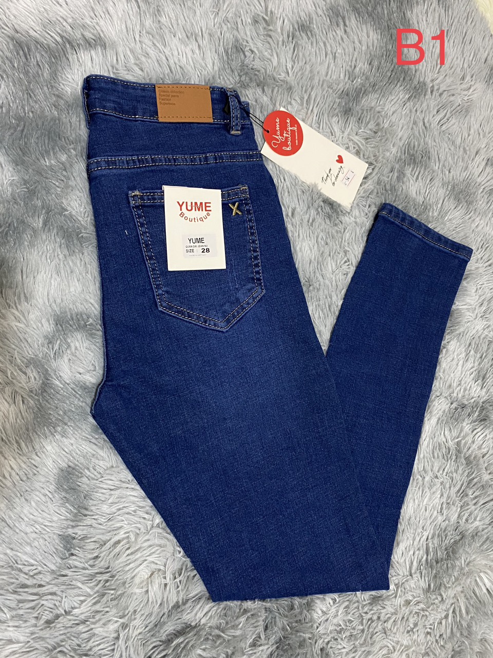 Quần jean dài nữ lưng cao đầu cúp. Có size 26-44. Vải dày và co giãn. YUME JEAN BIGSIZE