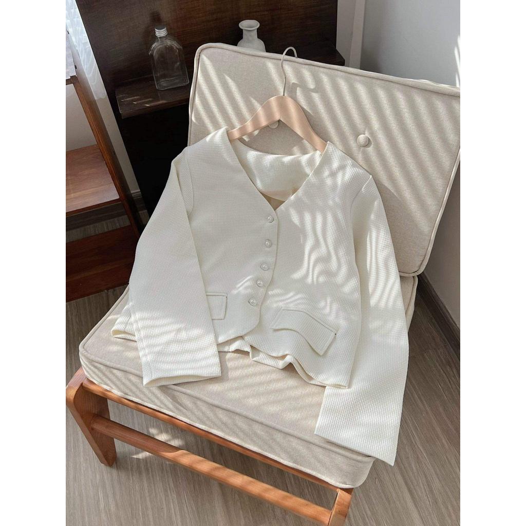 ÁO DẠ 2 LỚP CỔ V DÁNG CROPTOP CÚC NGỌC