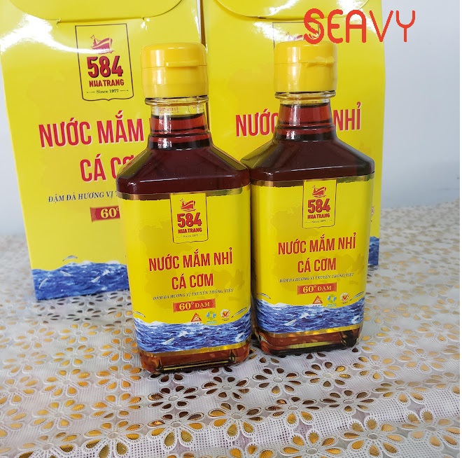 Hình ảnh Đặc Sản Nha Trang- Nước Mắm Nhĩ 584, Đậm Đặc Loại 60 Độ Đạm, Seavy Xách 2 Chai 200ml/chai