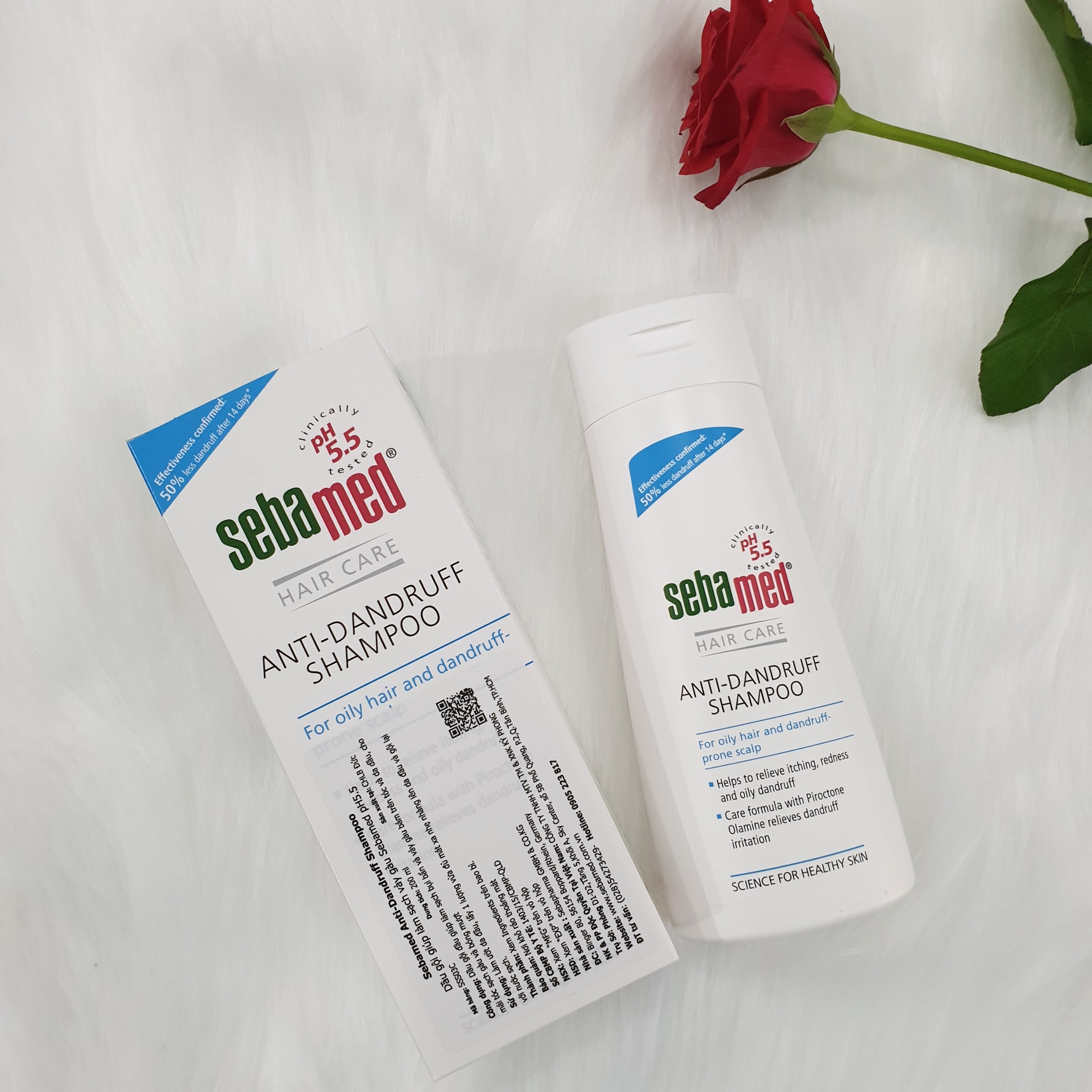 Dầu gội làm giảm gàu, giảm ngứa da đầu Sebamed pH5.5 Anti-Dandruff Shampoo 200ml + Tặng ngay 1 tuýp dầu xã dưỡng tóc mềm mượt từ dừa Palmer's 50ml Size du lịch