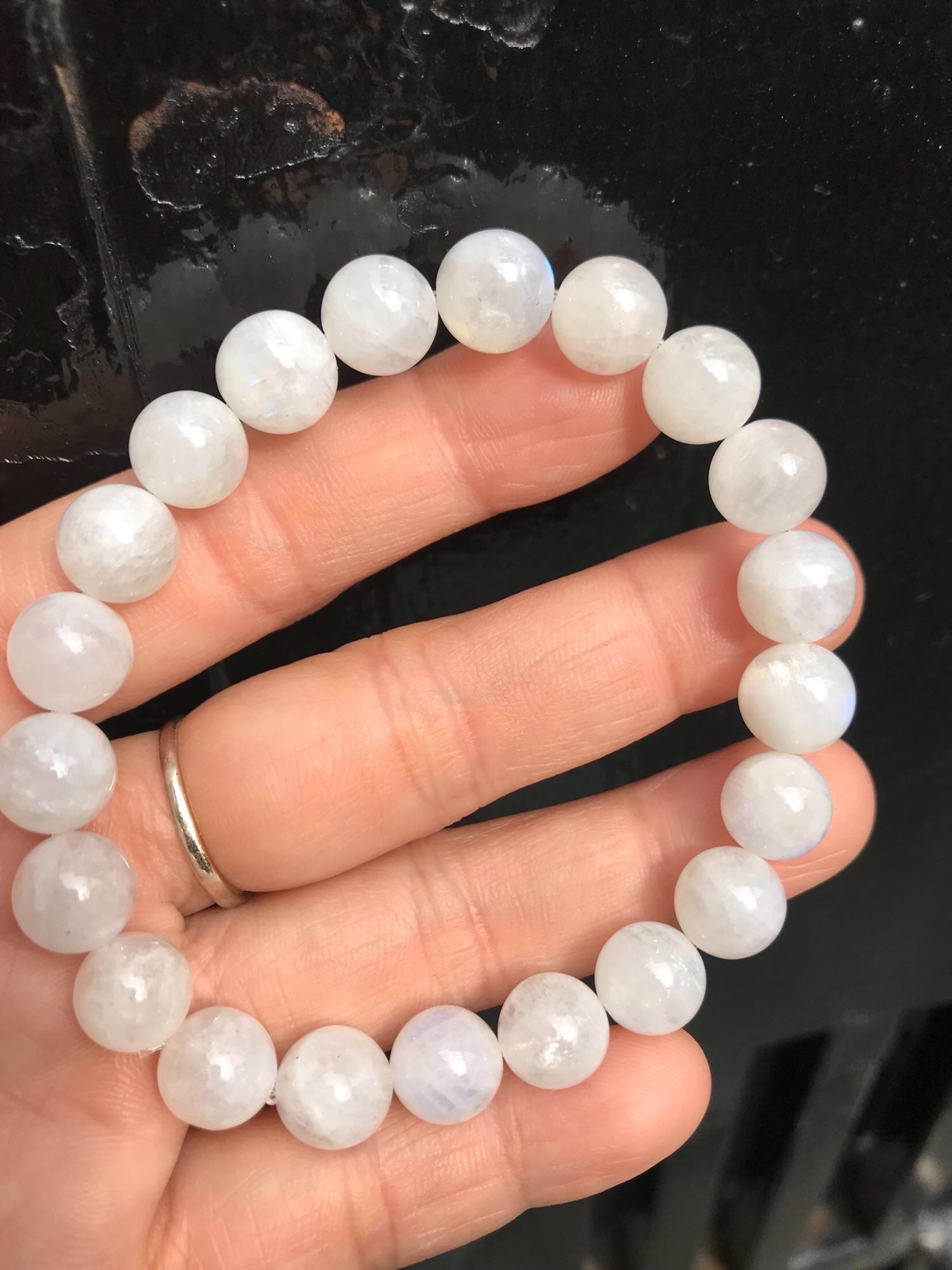 VÒNG TAY NỮ SIZE 9LY5 ĐÁ ÁNH TRĂNG TRẮNG TỰ NHIÊN MỆNH KIM MỆNH THỦY