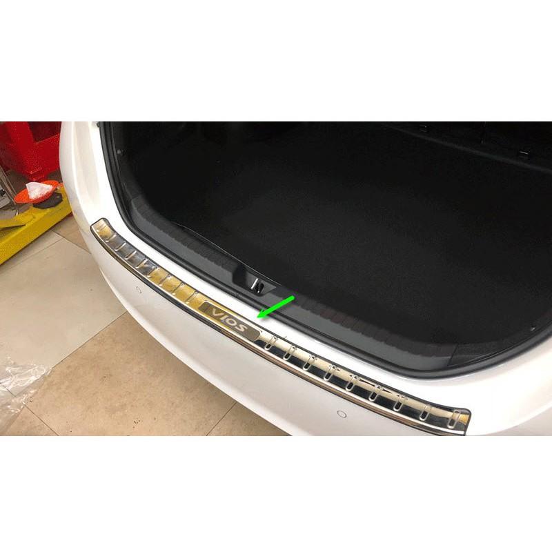Chống trầy cốp miếng ngoài Toyota Vios 2019 INOX Sáng Bóng