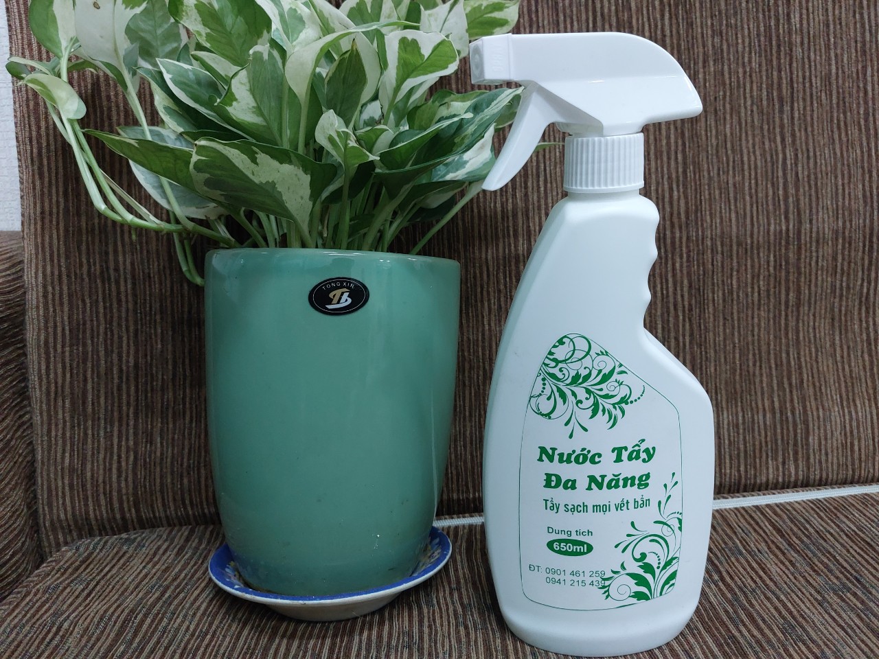 Nước tẩy rửa đa năng- Tẩy sạch mọi vết bẩn chai 650ml