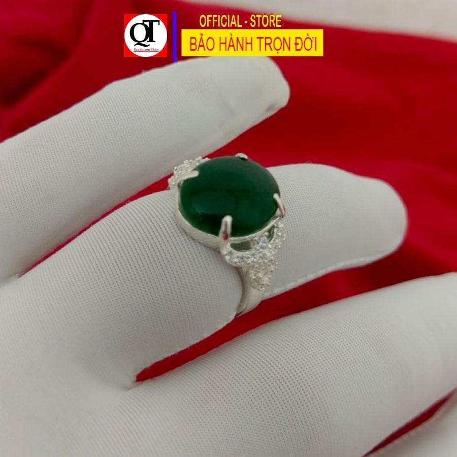 Nhẫn bạc nữ mặt ngọc xanh lá ovan chất liệu bạc ta Bạc Quang Thản - QTNU.QH115