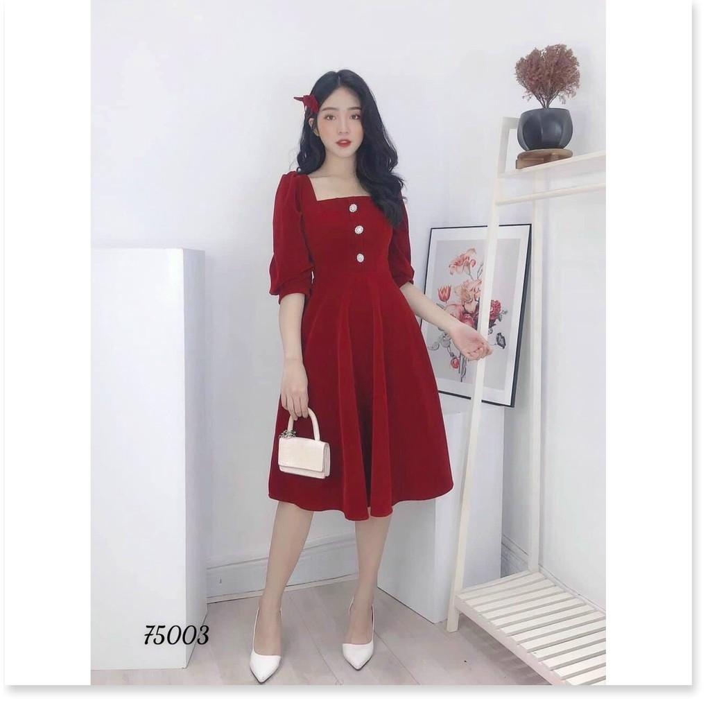 ĐẦM ĐỎ,CỔ VUÔNG,
